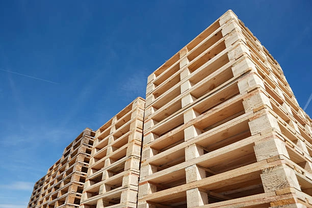 Key Factors to Consider Before a Pallet Sale Purchase Louisville, KY